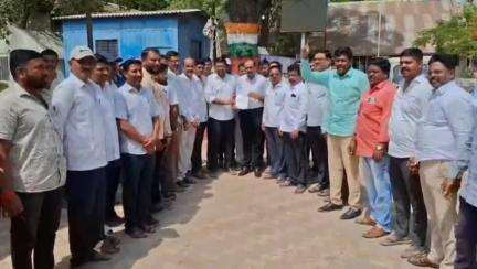 राहुरी: जम्मू काश्मीर घटनेच्या निषेधार्थ राष्ट्रवादी युवक काँग्रेस शरदचंद्र पवार गटाच्या वतीने निवेदन देत निषेध