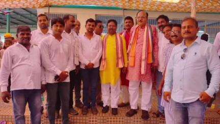 ଆସିକା: ଖମ୍ବେଶ୍ବରୀ ମନ୍ଦିର କଲ୍ୟାଣ ମଣ୍ଡପ ଠାରେ ଆୟୋଜିତ ଏକ କାର୍ଯ୍ୟକ୍ରମ ରେ ଯୋଗଦେଲେ ମନ୍ତ୍ରୀ ଓ ପୂର୍ବତନ ସାଂସଦ