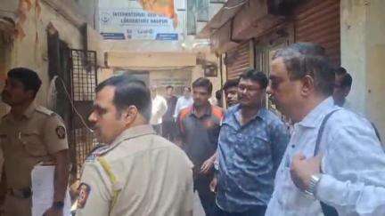 नागपूर शहर: इतवारी स्थित सराफा कारागीरच्या दुकानात अज्ञात आरोपीने चोरी करून 90 ग्राम सोन्याचे दागिने नेले चोरून