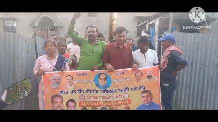 शाहिद को श्रद्धांजलि आतंक के विरूद्ध एक जुटता