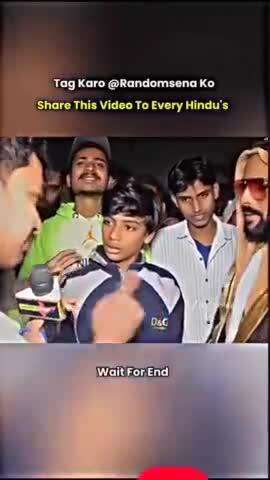 aise logo ko pakistan me bheja jaye tab inko pata chalega ki kya hota hai pakistan me....#dharmendra.follow