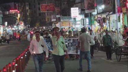 কাকদ্বীপ: জম্বু কাশ্মীরে নৃশংসভাবে হিন্দুদেরকে বেছে বেছে গুলি করে মেরে ফেলার ঘটনায় আজ কাকদ্বীপ নাগরিক সমাজ মৌল মিছিলে সামিল হয়