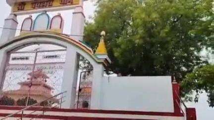 जलालपुर: समहौता में नवनिर्मित मंदिर में शिव परिवार की प्राण प्रतिष्ठा के लिए कलश यात्रा निकली, 'जय शिव' के नारों से गूंज उठा क्षेत्र