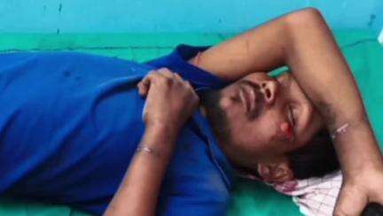 গাজোল: আহোড়া ১২ নং জাতীয় সড়ক এলাকায় পথ দুর্ঘটনায় ১ মোটর বাইক আরোহী নিয়ন্ত্রণ হারিয়ে পড়ে গিয়ে গুরুতরভাবে জখম হয়