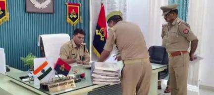 सुल्तानपुर: जिले में एसपी कुंवर अनुपम सिंह ने कई पुलिसकर्मियों का किया तबादला