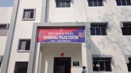 দিনহাটা ২: মর্নেয়ায় বিশেষ নাকা চেকিং পুলিশের, বেআইনি আগ্নেয়াস্ত্র সহ গ্রেপ্তার ব্যক্তি