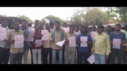 బెల్లంపల్లి: కాంగ్రెస్ ప్రభుత్వం ఇచ్చిన హామీల అమలుకై చేపట్టిన ఆటో రథయాత్రను విజయవంతం చేయాలన్న బెల్లంపల్లి ఆటో యూనియన్ నాయకులు