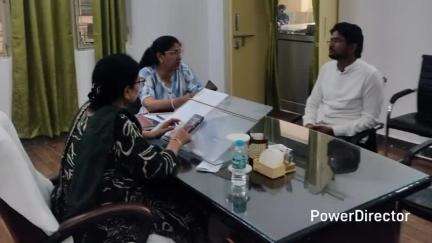 ओखलकांडा: जिला क्रीड़ा अधिकारी और उपनिदेशक खेल ने BDC सदस्य रवी गोस्वामी से की मुलाकात