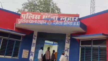 लहार: लहार थाना पुलिस को मिली सफलता, चोरी के कूलर के साथ चोर गिरफ्तार