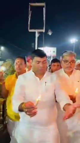 #पहलगाम में आतंकवादी हमले के खिलाफ में महागठबंधन के साथियों के साथ मिलकर केंडल मार्च निकाला।