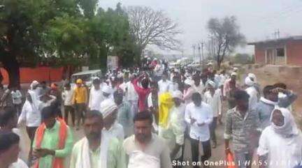 कंधार: चिखली येथे आमदार चिखलीकर यांच्या हस्ते केंद्रीय मार्ग निधी अंतर्गत २५ कोटिंच्या रस्त्याचा भुमिपूजन सोहळा पार पडला