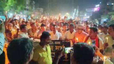 मनेर: पहलगाम में आतंकवादी हमले के विरोध में पूर्व विधायक ने निकाली कैंडल मार्च