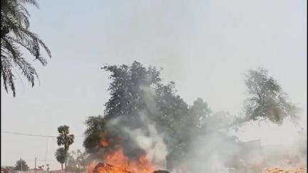 डोभी: घोड़वाडीह पश्चिमी टोला में 280 बोझे गेहूं में लगी आग, हजारों का नुकसान