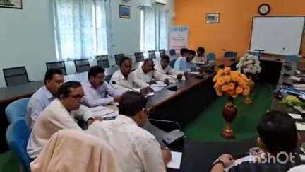 कुंडहित: डीडीसी ने कुंडहित प्रखंड के विभिन्न पंचायतों का दौरा किया, कर्मियों को दिए आवश्यक दिशा-निर्देश