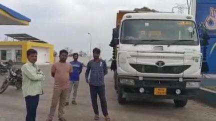 करकेली: करकेली में पेट्रोल पंप के पास बदमाशों द्वारा कट्टे की नोक पर ट्रक से नकदी व डीजल लूटने का आरोप, चालक ने दर्ज कराया मामला