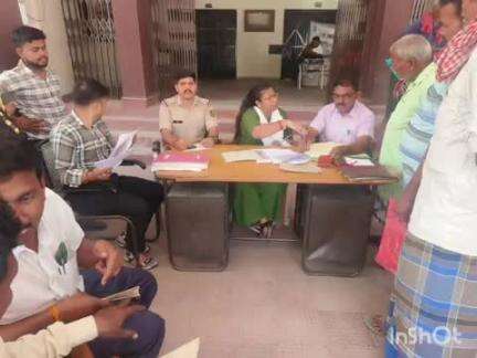 सिधवलिया: महम्मदपुर थाना में लगा जनता दरबार, भूमि विवादों की हुई सुनवाई