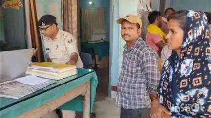 शंभूगंज: पकार भलुआ गांव के दंपति ने थाने में एक-दूसरे के खिलाफ शिकायत दर्ज कराई, तलाक की मांग की