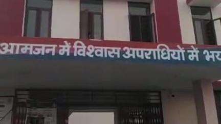 दूनी: धुआं कला रोड पर चाय की होटल में व्यक्ति से मारपीट, पीड़ित ने थाने में दर्ज कराया मामला