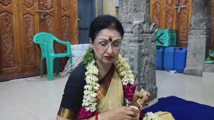 திருத்தணி: சுப்பிரமணிய சுவாமி கோவிலில் சாமி தரிசனம் செய்தார் நடிகை கௌதமி
