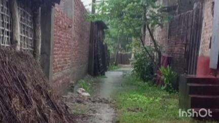 भरगामा: सड़क निर्माण में बाधा डालने पर सिरसिया हनुमानगंज पंचायत की मुखिया ने थाना में दिया आवेदन