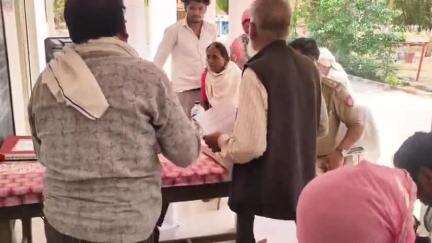 टेहरोली: टोड़ीफतेहपुर में उपजिलाधिकारी टहरौली ने सुनी जनसमस्याएं, दिए आवश्यक निर्देश