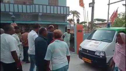 गोरौल: एनएच 22 पर एकारा पुल के पास सड़क दुर्घटना में अधिवक्ता की हुई मौत, चैनपुर गांव पहुंचा शव