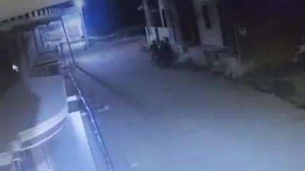पिंडवाड़ा: पिंडवाड़ा नगर पालिका के वार्ड नंबर-2 में अज्ञात चोरों ने मकानों के ताले तोड़ने का किया प्रयास, सीसीटीवी फुटेज आया सामने