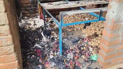 লাভপুর: তরুলিয়াহাট এলাকায় চা করতে গিয়ে গ্যাস লিক করে বাড়িতে আগুন