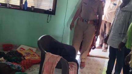 सेनगाव: कवरदडी येथे धाडसी चोरी,सोन्या-चांदीचे दागिने,रोख रक्कम व दुचाकी लंपास,सेनगांव पोलीस ठाण्यात गुन्हा दाखल