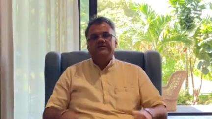 चितलवाना: पहलगाम में हुए आतंकी हमले के बाद पूर्व सांसद देवजी पटेल ने नागरिकों से सावचेत रहने की अपील की, लिखा पत्र