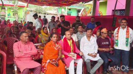 फारबिसगंज: जोगबनी नगर परिषद में विधायक ने प्रधानमंत्री नरेंद्र मोदी के मन की बात कार्यकम को जनता के साथ सुना