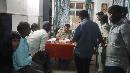 झालरापाटन: हाउसिंग बोर्ड सांसद कार्यालय के पास संदिग्ध अवस्था में मिला ऑटो चालक का शव, पुलिस ने शव को अस्पताल की मोर्चरी में रखवाया