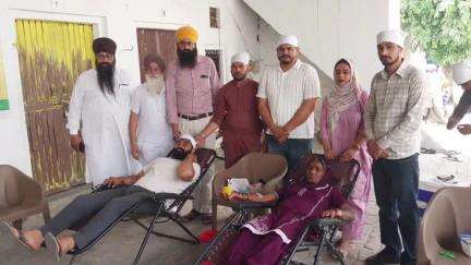 ਸਰਦੂਲਗੜ੍ਹ: ਸਰਦੂਲਗੜ੍ਹ ਵਿਖੇ ਸਿੱਖ ਹੈਲਪਰ ਵਰਡ ਵਾਈਡ ਸੰਸਥਾ ਵੱਲੋਂ ਲਗਾਇਆ ਖੂਨਦਾਨ ਕੈਂਪ