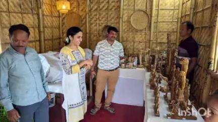 అశ్వారావుపేట: భద్రాచలంలోని ITDA ప్రాంగణంలోని గిరిజన మ్యూజియంను సందర్శించిన గుల్లకారి ఫౌండేషన్ వ్యవస్థాపకురాలు సుస్మిత కనేరి