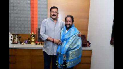 భీమిలి: భీమిలి ఎమ్మెల్యే గంటా శ్రీనివాస్ ని కలిసిన విశాఖ నగర మేయర్ అభ్యర్థి పీలా శ్రీనివాస్