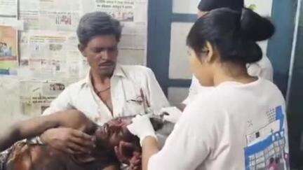 पिंडवाड़ा: बनास बांध के पास असंतुलित होकर टेंपो गड्ढे में गिरा, हादसे में तीन लोग घायल