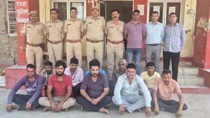 भिनाय: भिनाय थाना पुलिस ने एरिया डोमिनेशन अभियान के तहत 12 व्यक्तियों को किया गिरफ्तार