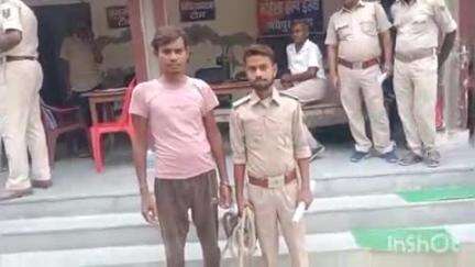 मधेपुर: मधेपुर बाजार गांधी चौक वार्ड नौ में पत्नी ने पति द्वारा घर में शराब रखे जाने की सूचना पुलिस को दी, पति गिरफ्तार