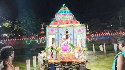 திருப்பத்தூர்: பூமாயி அம்மன் கோயில் "தெப்ப திருவிழா "  திரளான பக்தர்கள் தரிசனம்