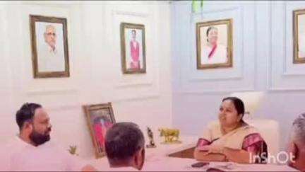 મોડાસા: તત્વ આર્કેટના સાંસદ કાર્યાલય ખાતે સાંસદ શોભના બેન બારૈયા એ અરજદારો સાથે મુલાકાત કરી.