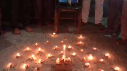 নন্দকুমার: পেহেলগাঁওএ নিরীহ পর্যটকদের উপর সন্ত্রাসবাদী হামলার নিহতদের শ্রদ্ধা জানাতে আজ তালপুকুরে ৫২টি প্রদীপ প্রজ্জ্বলন করলো BJP