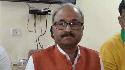 गौरीगंज: गौरीगंज भाजपा कार्यालय पहुँचे भाजपा नेता अखिलेश अवस्थी ने कहा, वक्फ संशोधन बिल को लेकर विपक्ष के अंदर भय का माहौल