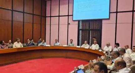 नौगढ़: सांसद जगदंबिका पाल ने दिल्ली एनसीआर में जल प्रदूषण के संबंध में की गई बैठक में लिया हिस्सा