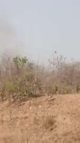 baberi pump House ke jungle mein Aag lag chuki hai buzane ka naam nahin Le rahi hai@