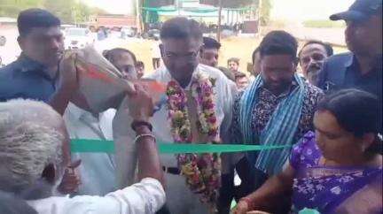 బెల్లంపల్లి: బెల్లంపల్లి పట్టణంలో మామిడి క్రయ విక్రయాల కోసం మామిడి మార్కెట్ ను ప్రారంభించిన ఎమ్మెల్యే గడ్డం వినోద్