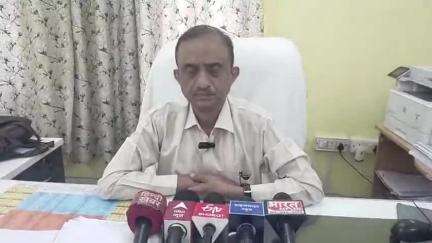 रायबरेली: त्रिपुला स्थित पावर हाउस में संविदा कर्मचारियों ने बिजली विभाग के मुख्य अभियंता को स्टाफ सहित कार्यालय में बनाया बंधक