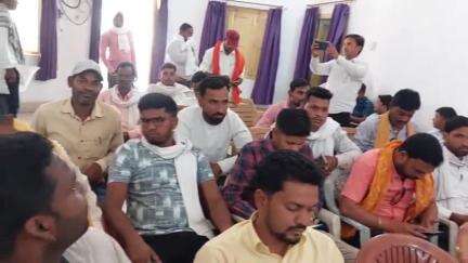 लातेहार प्रखंड कार्यालय बना राजनीति एवं वर्चस्व का अखाड़ा! #latehar #block #dclatehar #administrative #poltical