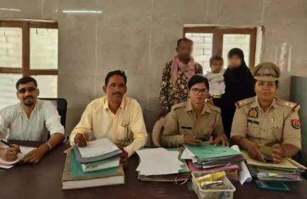उरई में परिवार परामर्श केन्द्र पर तीन परिवारों के हुए समझौते