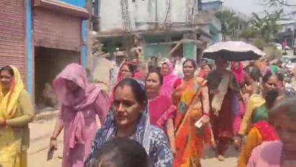 बेरीनाग: जनसमस्या#
बेरीनाग: बेरीनाग में पेयजल समस्या को लेकर लोग सड़कों पर उतरे