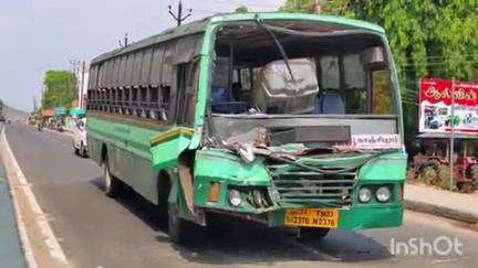 நெமிலி: ஓச்சேரியில் அரசு பேருந்தும் தனியார் பேருந்தும் மோதி விபத்து- 9 பேர் காயம்